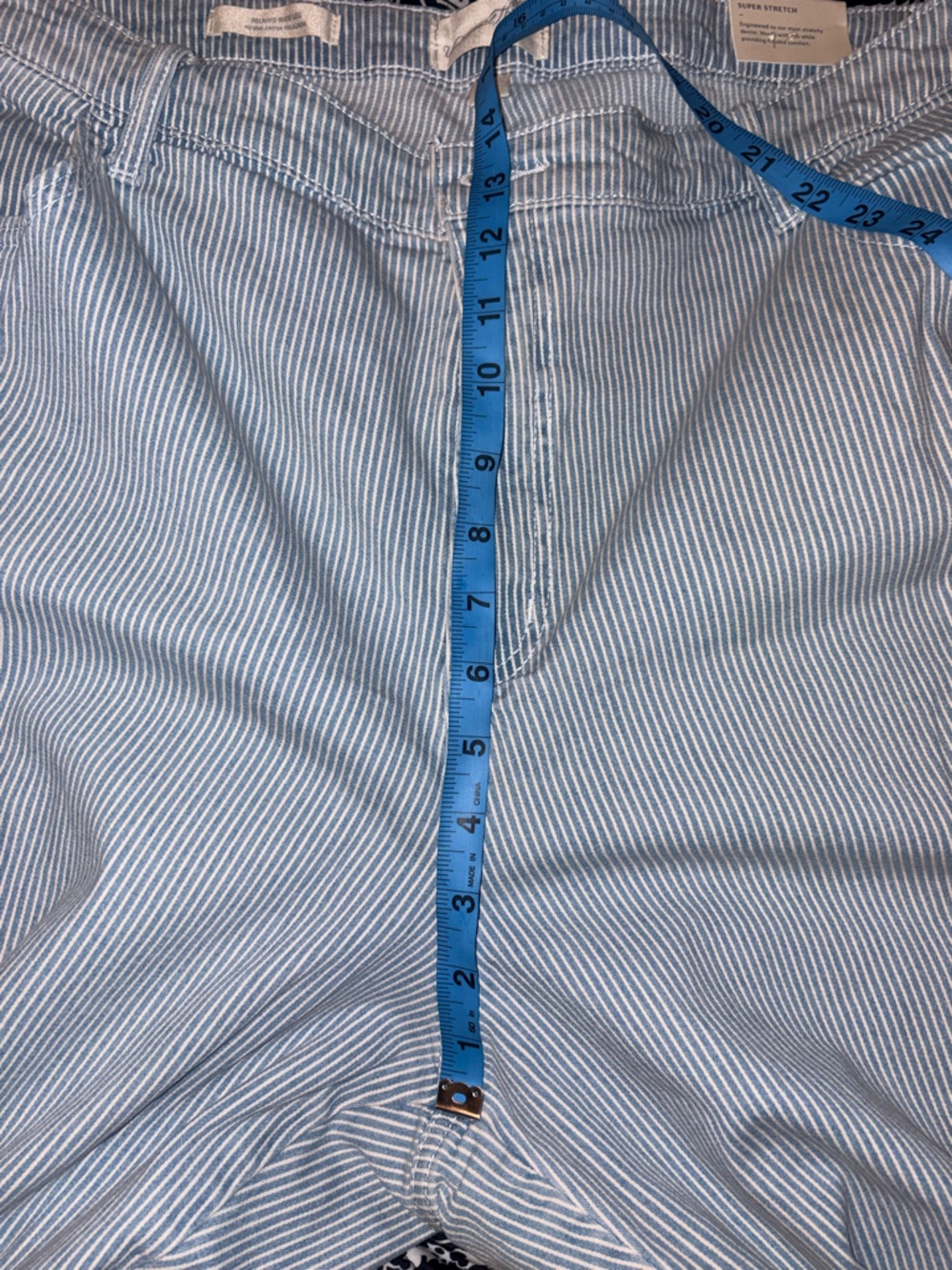 ✨ NWT Size 22 Relaxed Wide-Leg Pinstripe Jeans | Chic Comfy Plus Size Denim ✨ - Picture 9 of 12